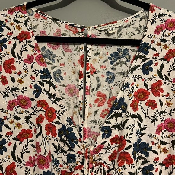 American Eagle Women's Romper Size Large Blue Multicolor Floral Long Sleeve EUC - Picture 10 of 13